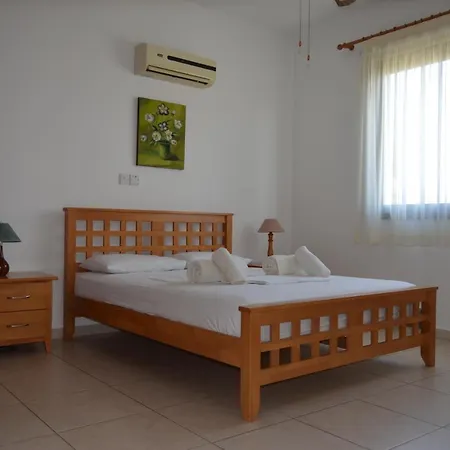Faros A102 Apartment